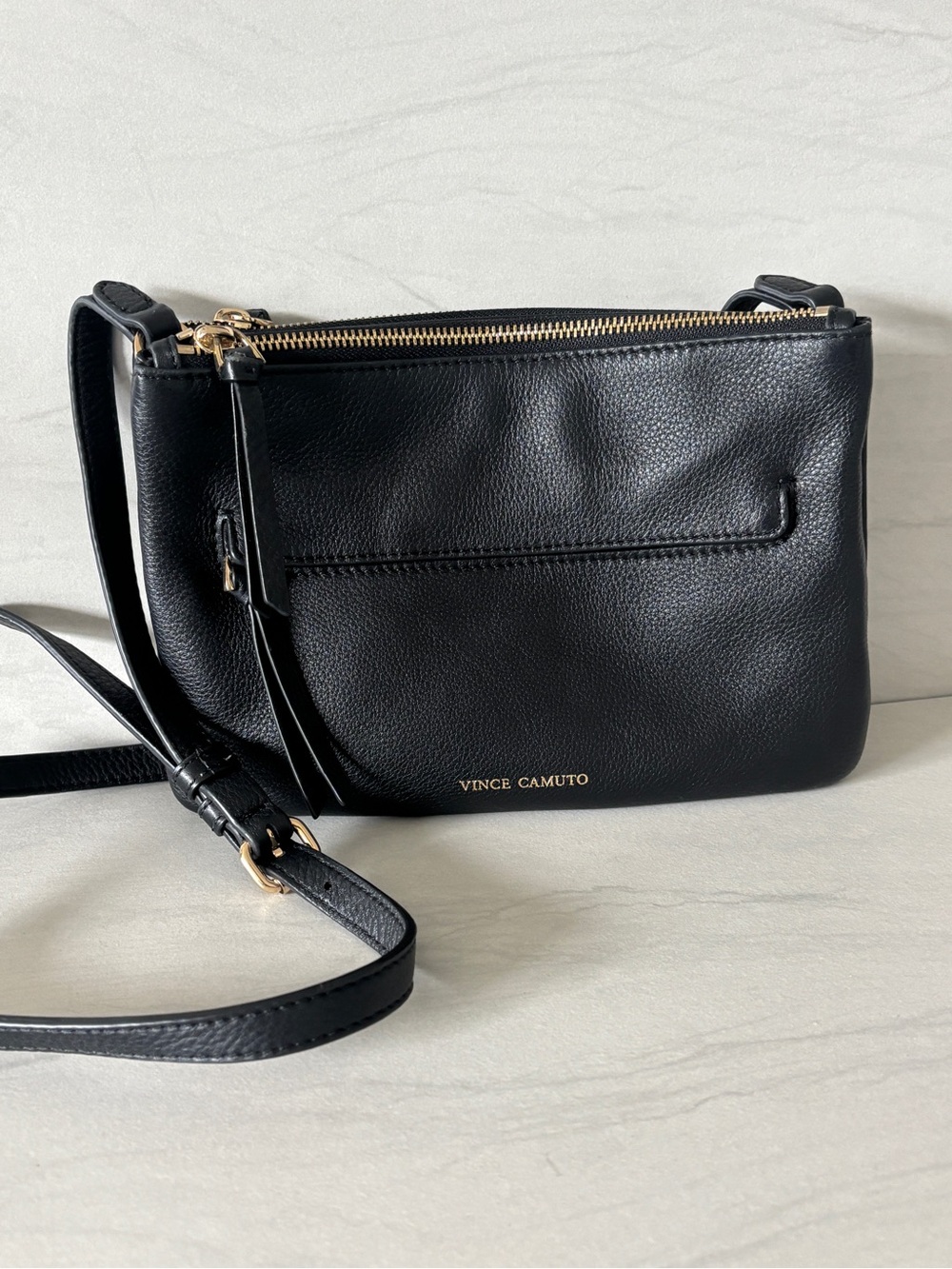 Vince Camuto Gally Genuine Leather Crossbody Bag Black Like New